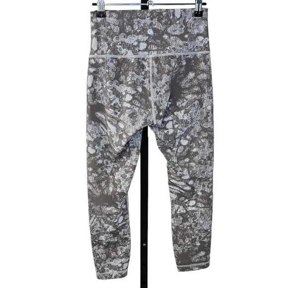 Lululemon Wunder Under Hi-Rise Crop 23" Full-On Luxtreme Size 6 Starlight Grey - Picture 5 of 8